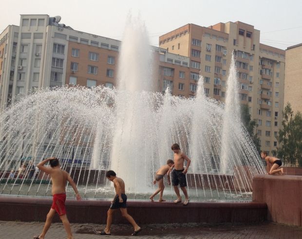 Готовим бутылки с водой и кепки: в Новосибирске ожидается до 32 градусов тепла
