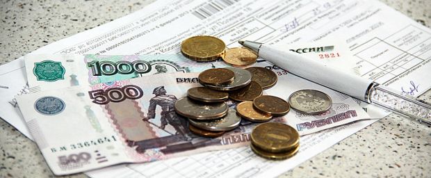 Неоплаченные долги за услуги ЖКХ оставили новосибирцев без отпуска