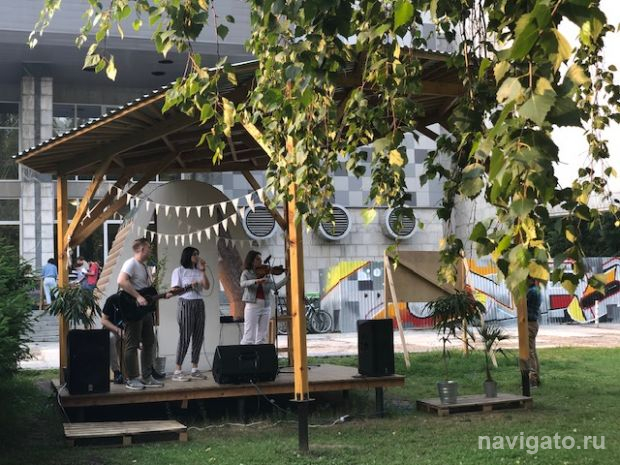 Музыка улиц: на летней площадке «Юности» прошёл концерт