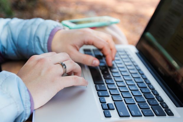 Новосибирцы не верят отзывам в интернете, особенно если они касаются работодателей