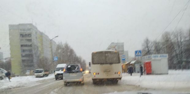 Подальше от остановки: перенесут пешеходный переход на конечной по улице Демакова