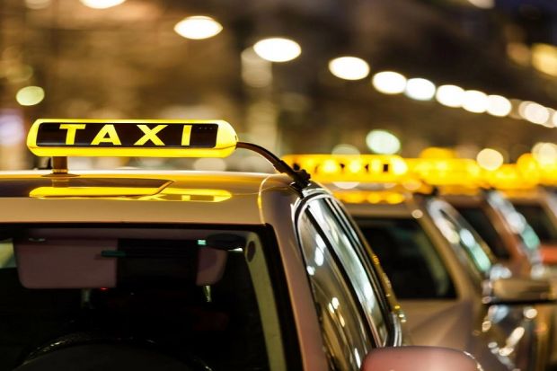 Автоинспекторы проверят легковые такси
