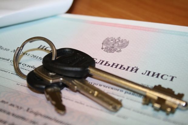 Бердчанин задолжал собственному ребенку 500 тысяч рублей