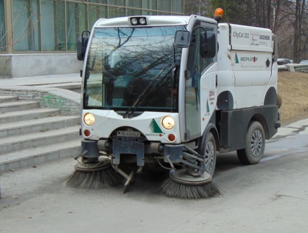 Дорожники переходят на летний режим работы