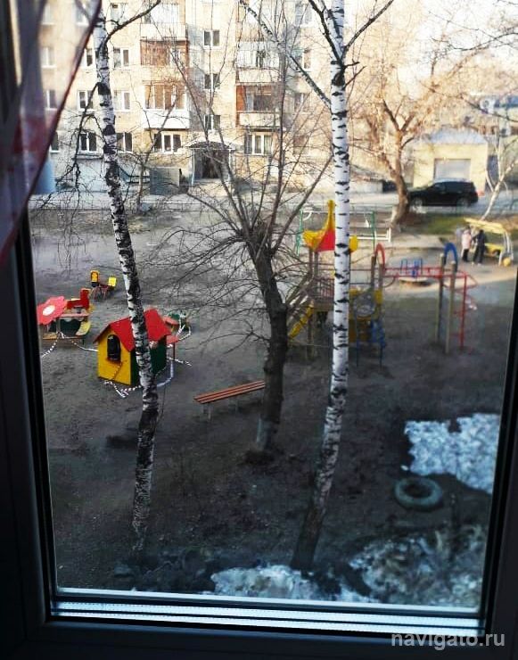 Двухлетняя малышка выпала из окна 8-го этажа и осталась жива