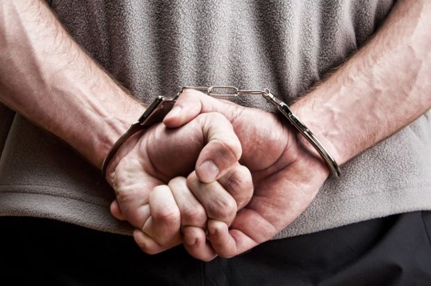 Драка двух компаний на даче закончилась убийством