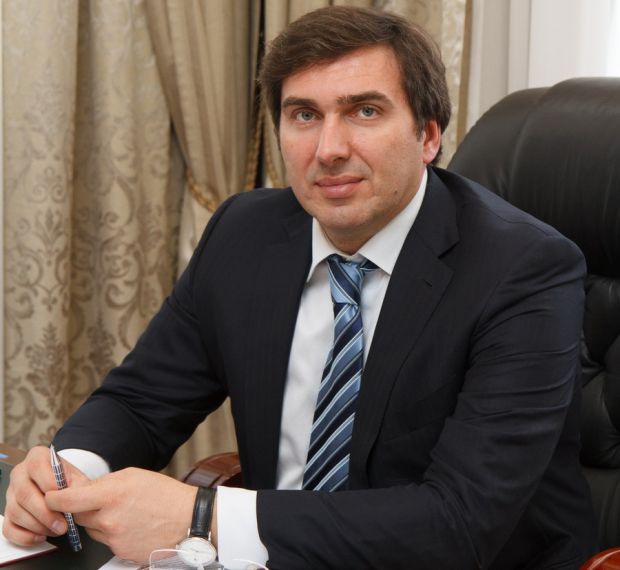 Вызовов скорой помощи к больным с подозрением на COVID-19 стало меньше