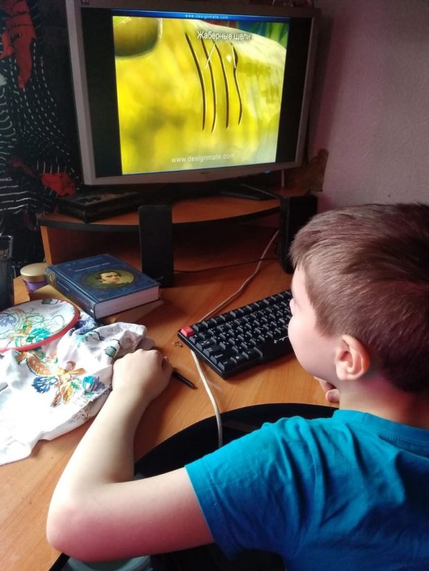 Школьники возвращаются к очному обучению с 18 января