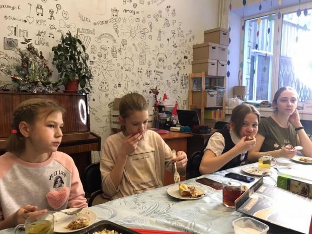Вкусную встречу для молодежи провели в центре «Левобережье»