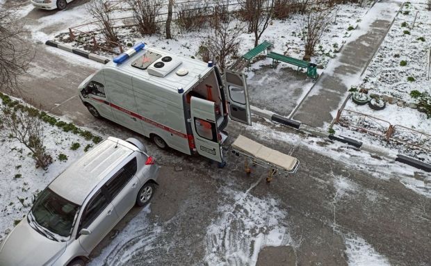 В микрорайоне ОбьГЭС пожилая женщина погибла, обварившись в кипятке