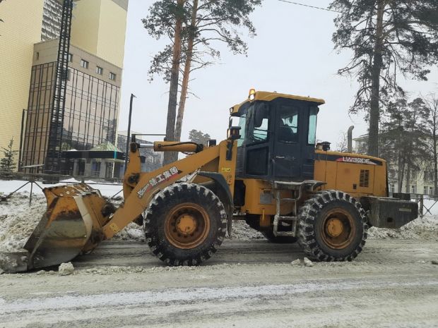 Автомобилистов Советского района просят не ставить машины вдоль дорог