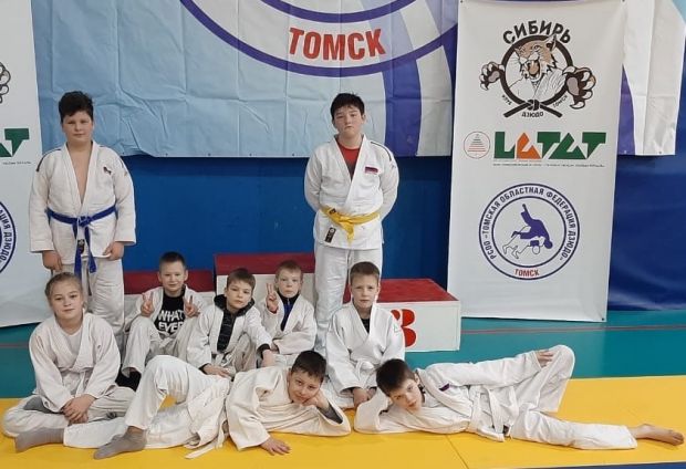 В выходные соревновались самбисты и дзюдоисты