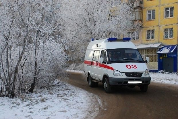На ОбьГЭС маленький ребенок выпал из окна и погиб