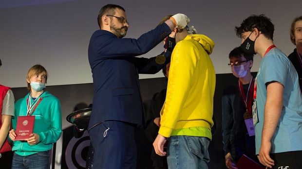 Ученик СУНЦ НГУ стал призером Всероссийской олимпиады по информатике