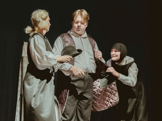 Новую версию драмы «Гроза» приглашает посмотреть Светлана Кремаренко