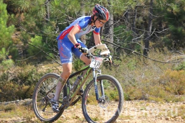 В лесу возле НГУ открыли летний сезон ориентирования на велосипедах