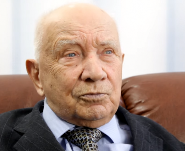 Мемориальную доску в память об известном учёном просят установить коллеги