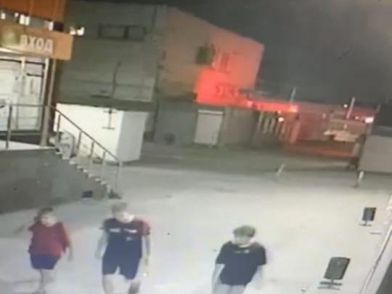 Полиция разыскивает троих грабителей