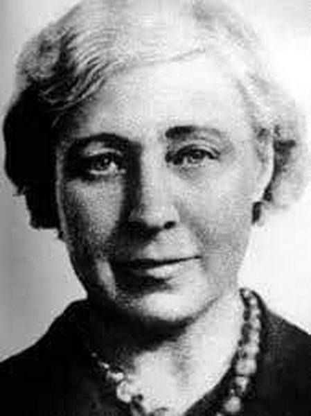 Чужая среди своих. 80 лет назад скончалась великая поэтесса