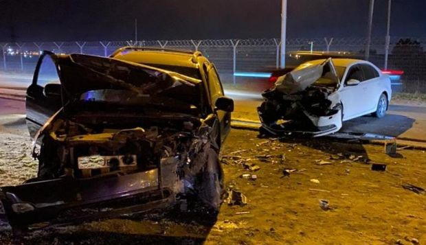 Пять человек пострадали при столкновении двух автомобилей на дамбе ГЭС