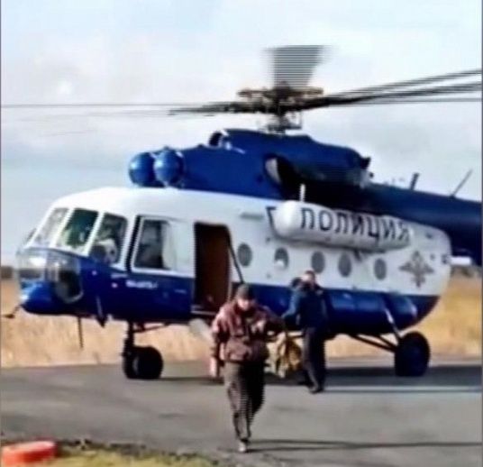 Полиция нашла пенсионера, три дня блуждавшего по лесу