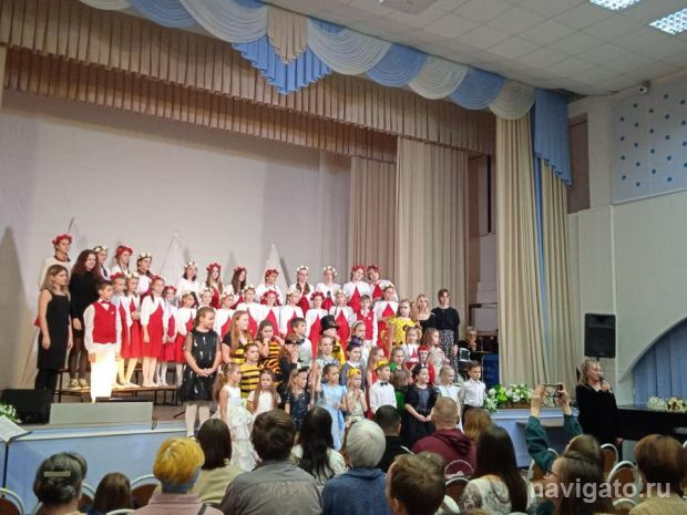 Ученики детской музыкальной школы № 15 дали концерт в «Горностае»