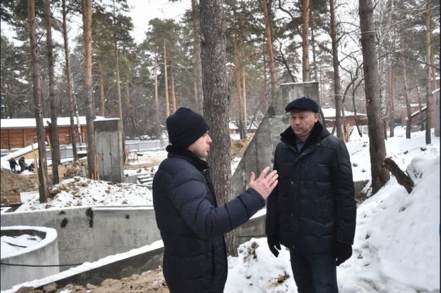 Медведи из Новосибирского зоопарка готовятся к переезду