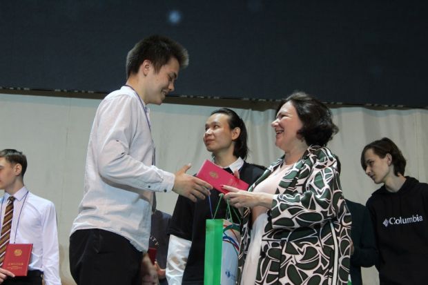 На Международную олимпиаду по химии пригласили ученика СУНЦ НГУ