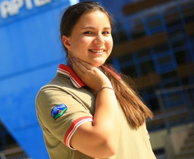 15-летняя вокалистка из Академгородка вышла в финал проекта «Поколение М»