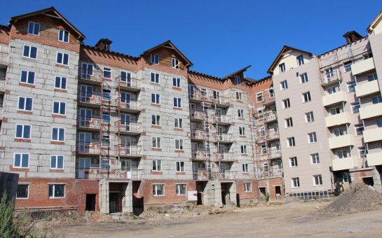 Старейший долгострой на улице Ивлева обещают завершить