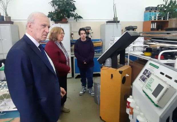 Академик РАН и 300 школьников обсудили проблемы глобального потепления