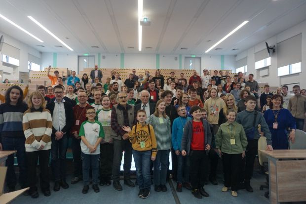 127 школьников собрались на Сибирской геологической олимпиаде