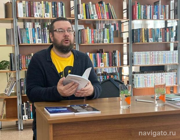 Поэт Юрий Татаренко выиграл прозо-слэм в Красноярске