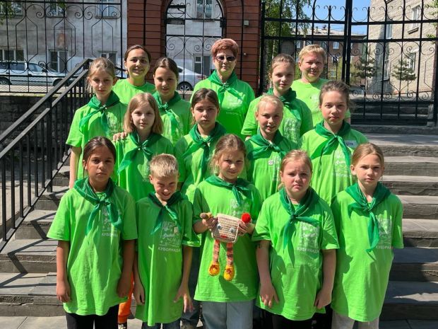 Ученицы 112-й школы победили в Кубке Байкала по конструированию