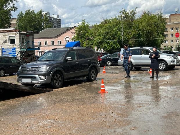 У новосибирца арестовали автомобиль из-за долгов по алиментам