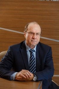 Назначен новый директор центра вирусологии и биотехнологии «Вектор»