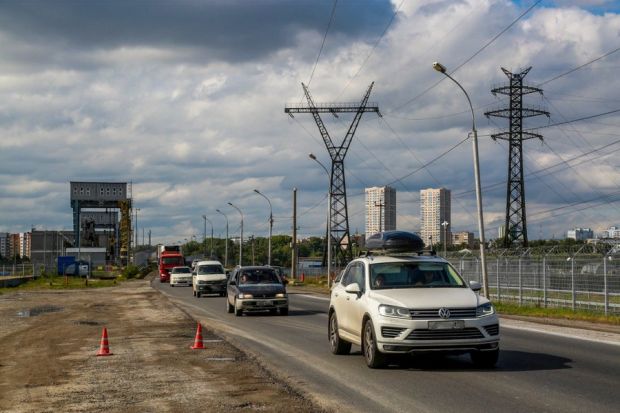 Завершается ремонт дороги на дамбе Новосибирской ГЭС