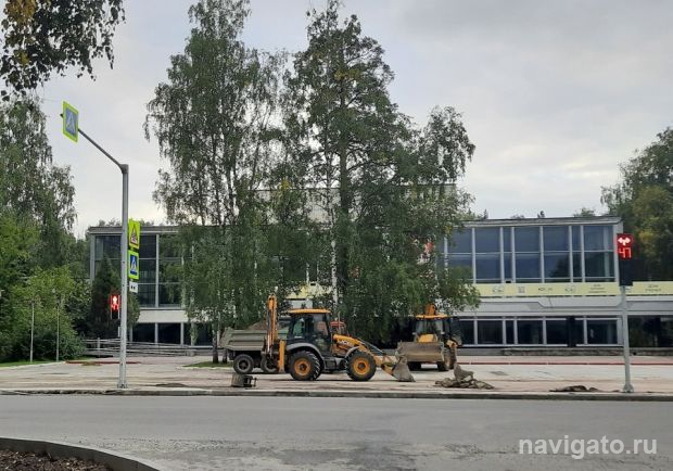 Подрядчика на ремонт 12 улиц ищут в Новосибирске
