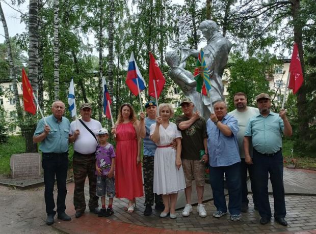 В Советском районе провели автопробег в честь ветеранов боевых действий