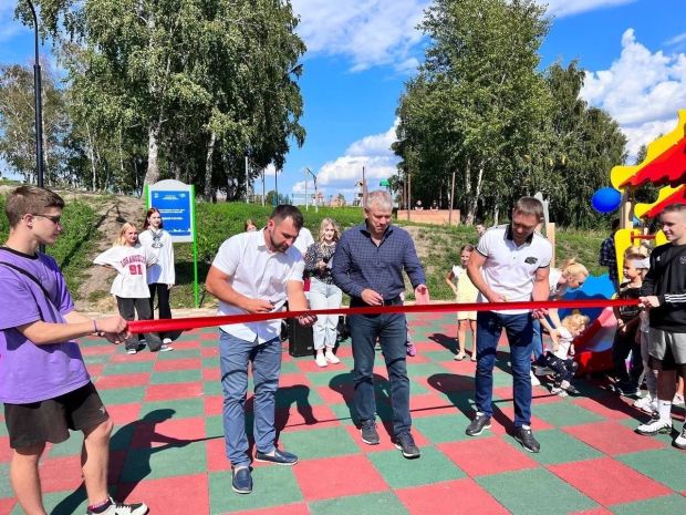 В Советском районе собирают заявки на установку детских площадок