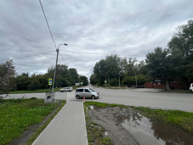 Женщина-водитель сбила юношу на пешеходном переходе