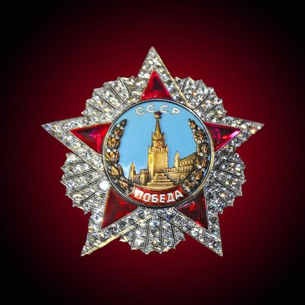 Микроминиатюрист из Академгородка просит помощи у новосибирцев