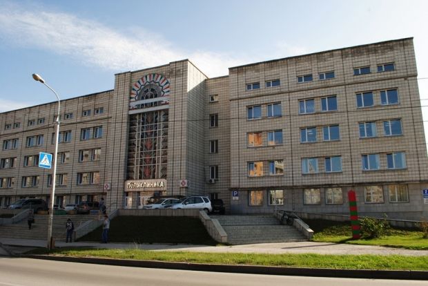 Поликлиники перейдут на режим работы выходного дня