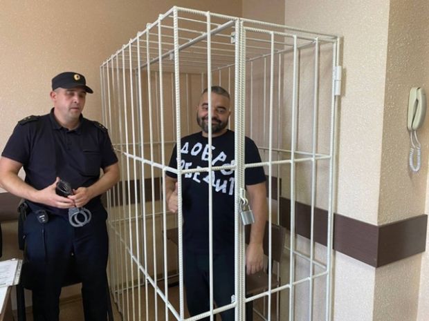 Суд в Новосибирске приостановил дело депутата Игоря Украинцева