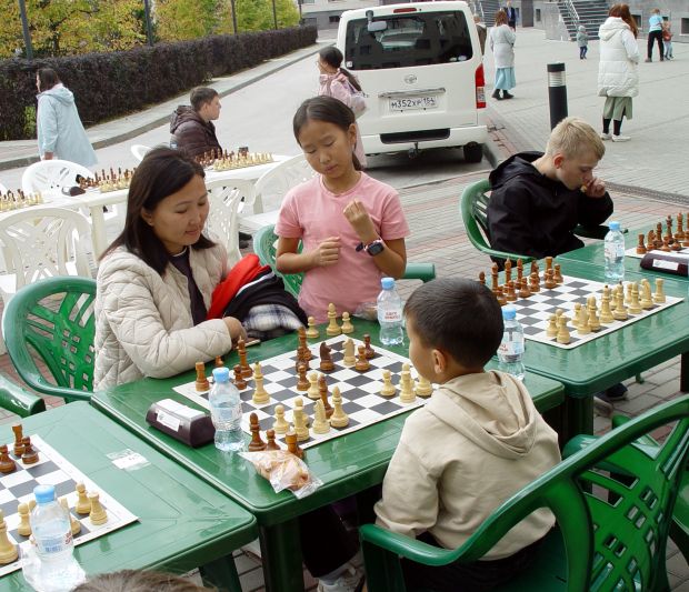 Шахматисты Новосибирска сыграли в честь Дня Академгородка