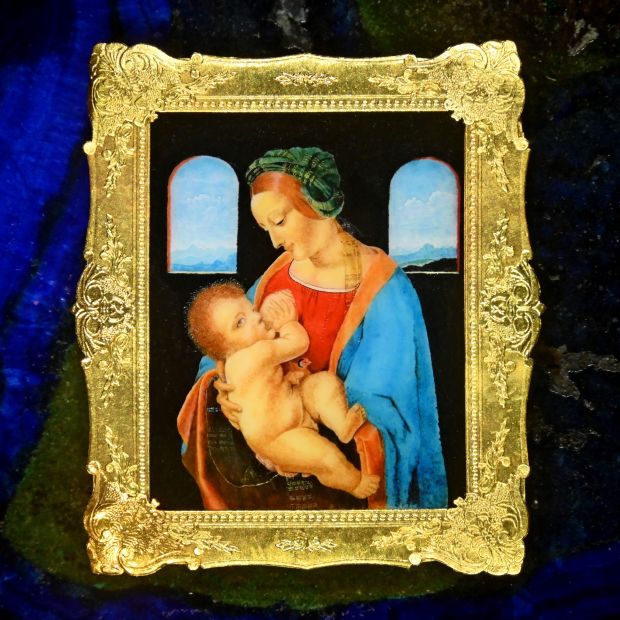 Миниатюрист из Академгородка создал копию «Мадонны Литты»