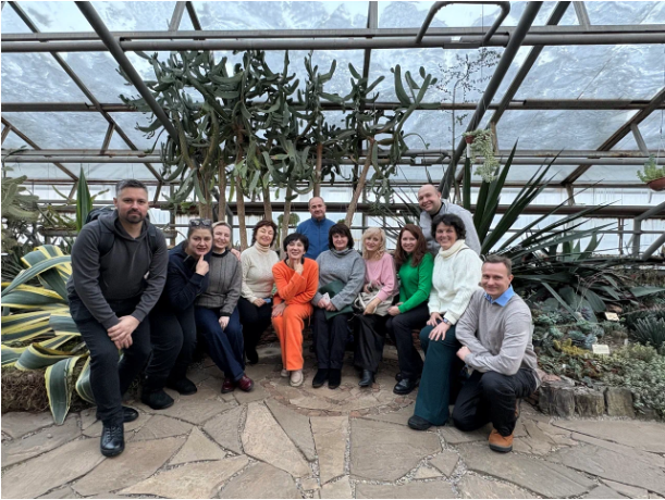 Врачи из разных регионов побывали на экскурсии в ботсаду СО РАН