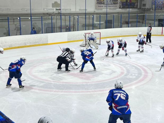 Юные хоккеисты Советского района обыграли команду из Томска