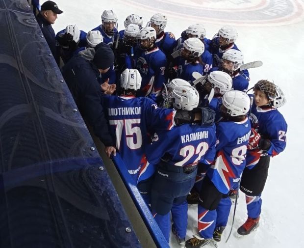 Команда «Энергия» в упорной борьбе обыграла бердский «Кристалл»
