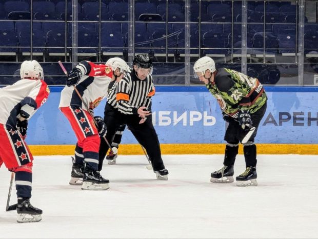 Курсанты НВВКУ выиграли чемпионат по хоккею